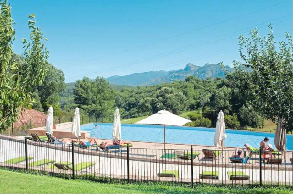 Joli F2 Saint Endreol Hameau Palayson Var La Motte エクステリア 写真